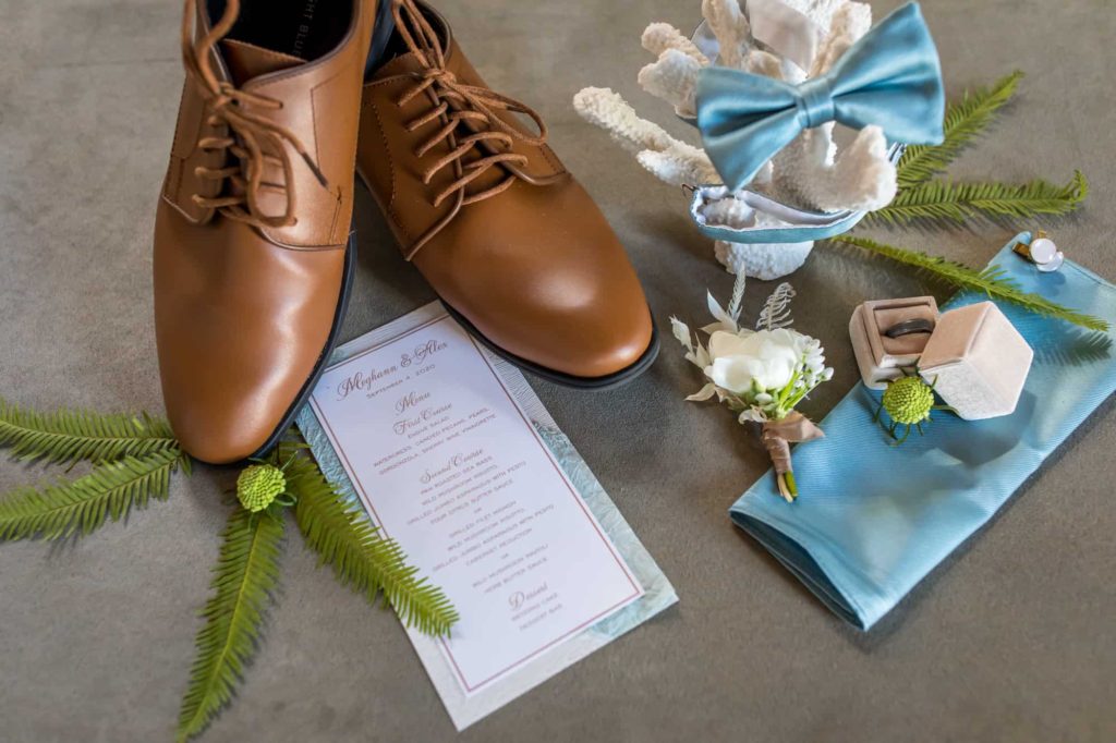 grooms details including shoes, bowtie and ring