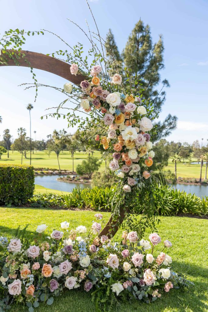 outdoor circle wedding arch for outdoor wedding ceremony at Mesa Verde Country Club Wedding